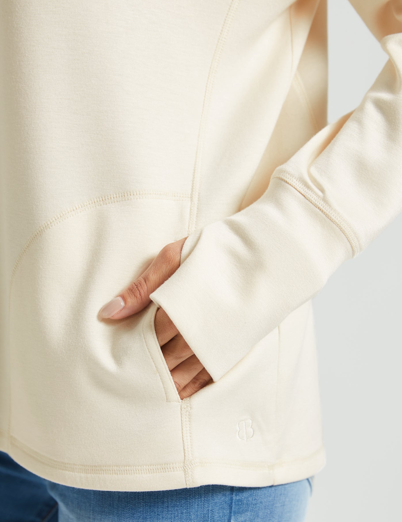 AirFlex V-Neck Pocket Detail Top (Ivory)