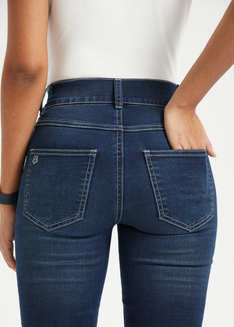 Signature Mid-Rise Denim | Flare (Roma Wash)
